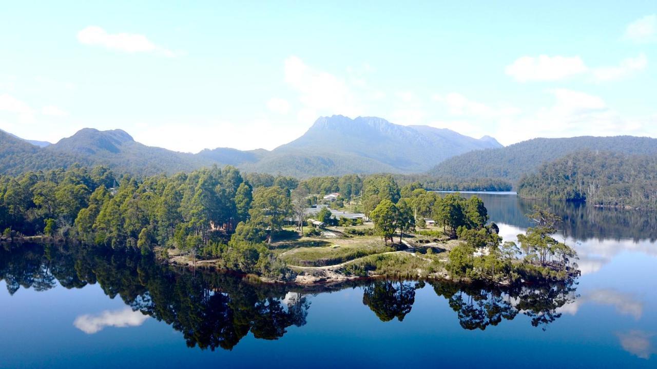 Tullah Lakeside Lodge Exterior photo